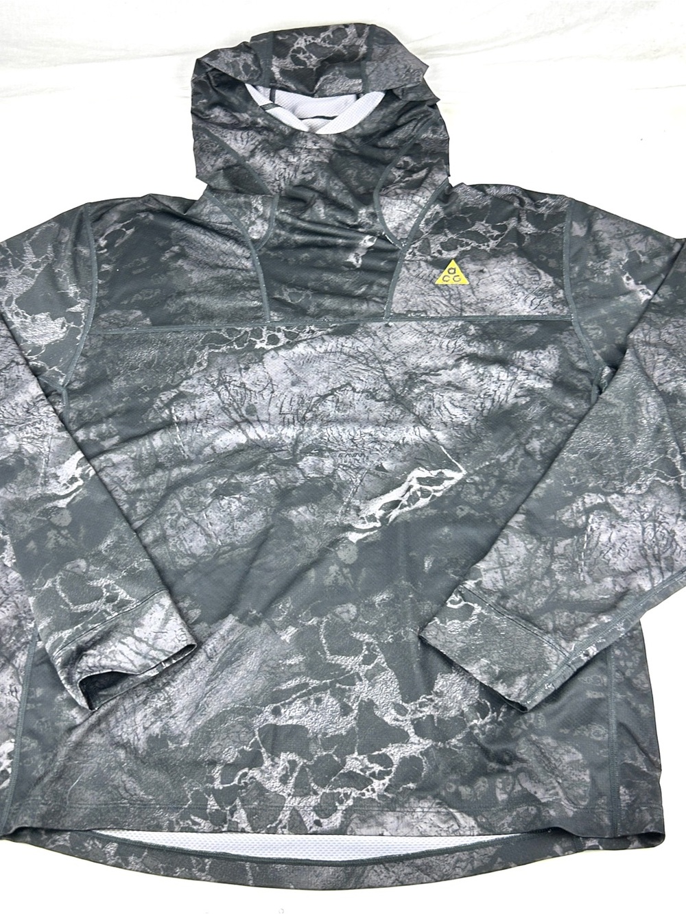 Nike ACG Dri-FIT ADV UV Lava Tree Hoodie, Black Gray, Size Large